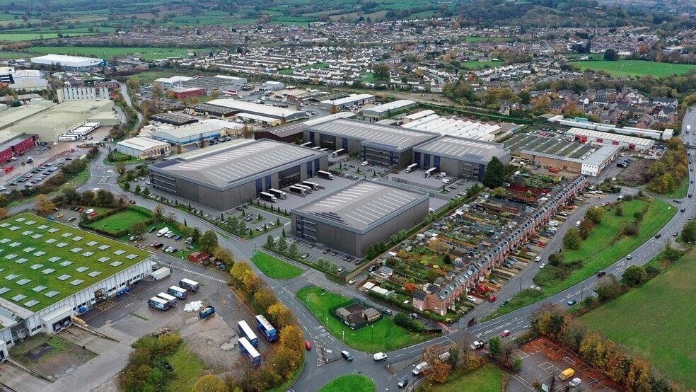 Oldends Ln, Stonehouse to rent - Building Photo - Image 1 of 5