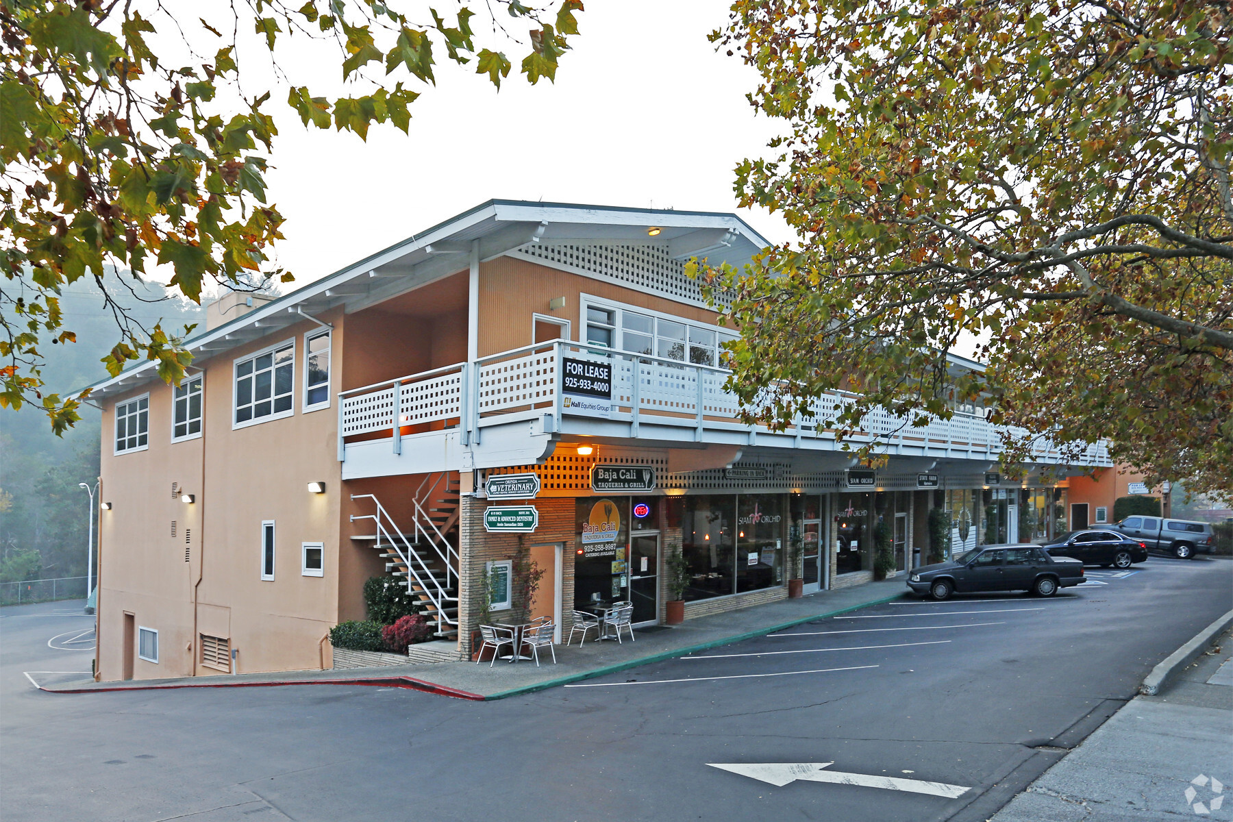 23 Orinda Way, Orinda, CA for rent Primary Photo- Image 1 of 9