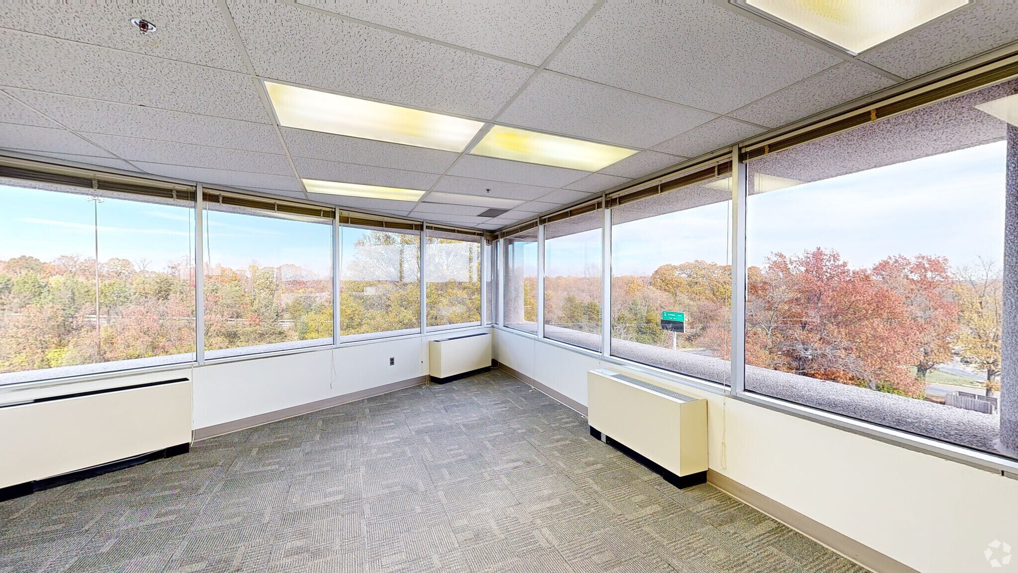 12011 Lee Jackson Memorial Hwy, Fairfax, VA to rent Interior Photo- Image 1 of 11