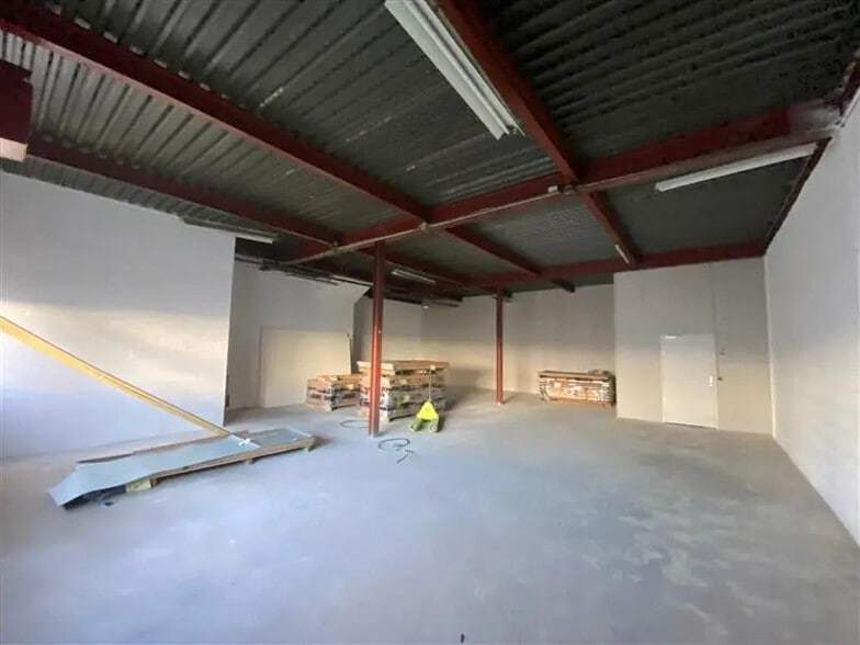 Office in Fontenay-sous-Bois to rent - Interior Photo - Image 2 of 5