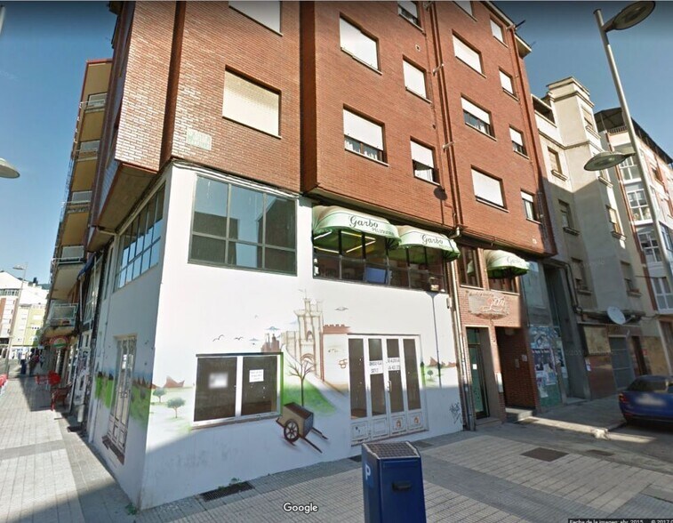 Calle Gregoria Campillo, 18, Ponferrada, León for sale - Building Photo - Image 2 of 2