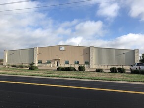 650 W Industrial Blvd, Cleburne, TX for sale Primary Photo- Image 1 of 1