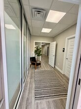 2717 N Highway 89, Pleasant View, UT to rent Interior Photo- Image 2 of 24