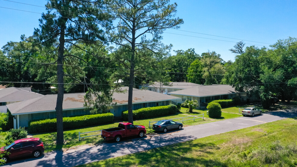 13261 W Lillian Hwy, Pensacola, FL for sale - Building Photo - Image 1 of 1