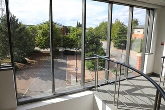 1 Sterling Way, Tingley to rent Interior Photo- Image 1 of 2