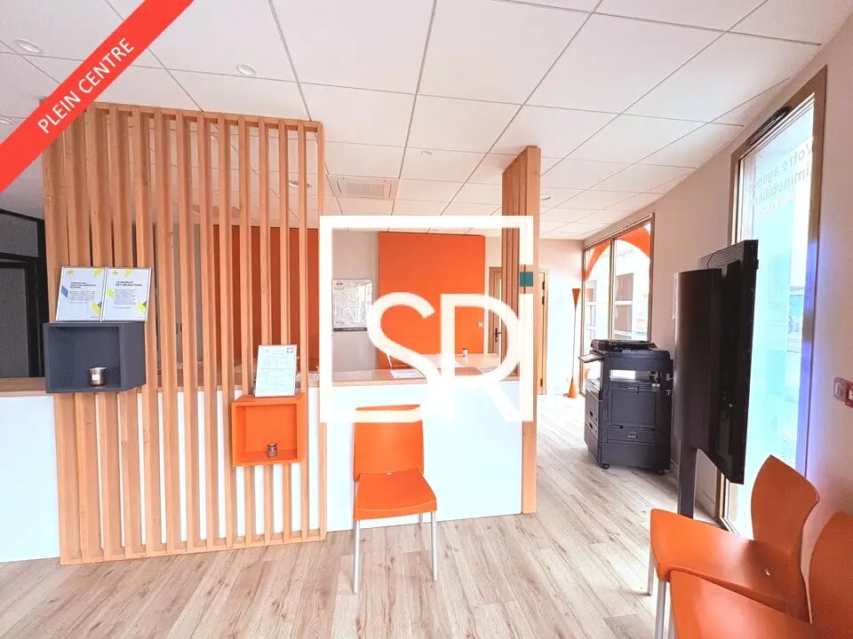 Vente Bureaux 95 m² - Photo 1