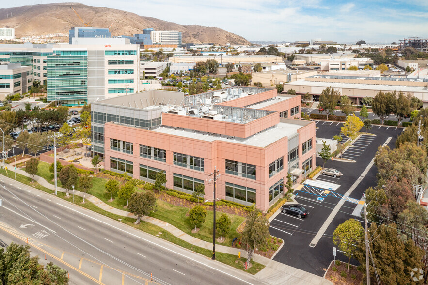 285 E Grand Ave, South San Francisco, CA for rent - Aerial - Image 2 of 4