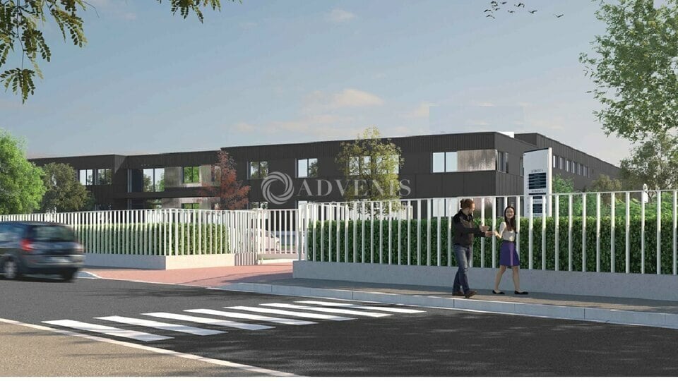 Light Industrial in Chelles to rent - Building Photo - Image 2 of 7