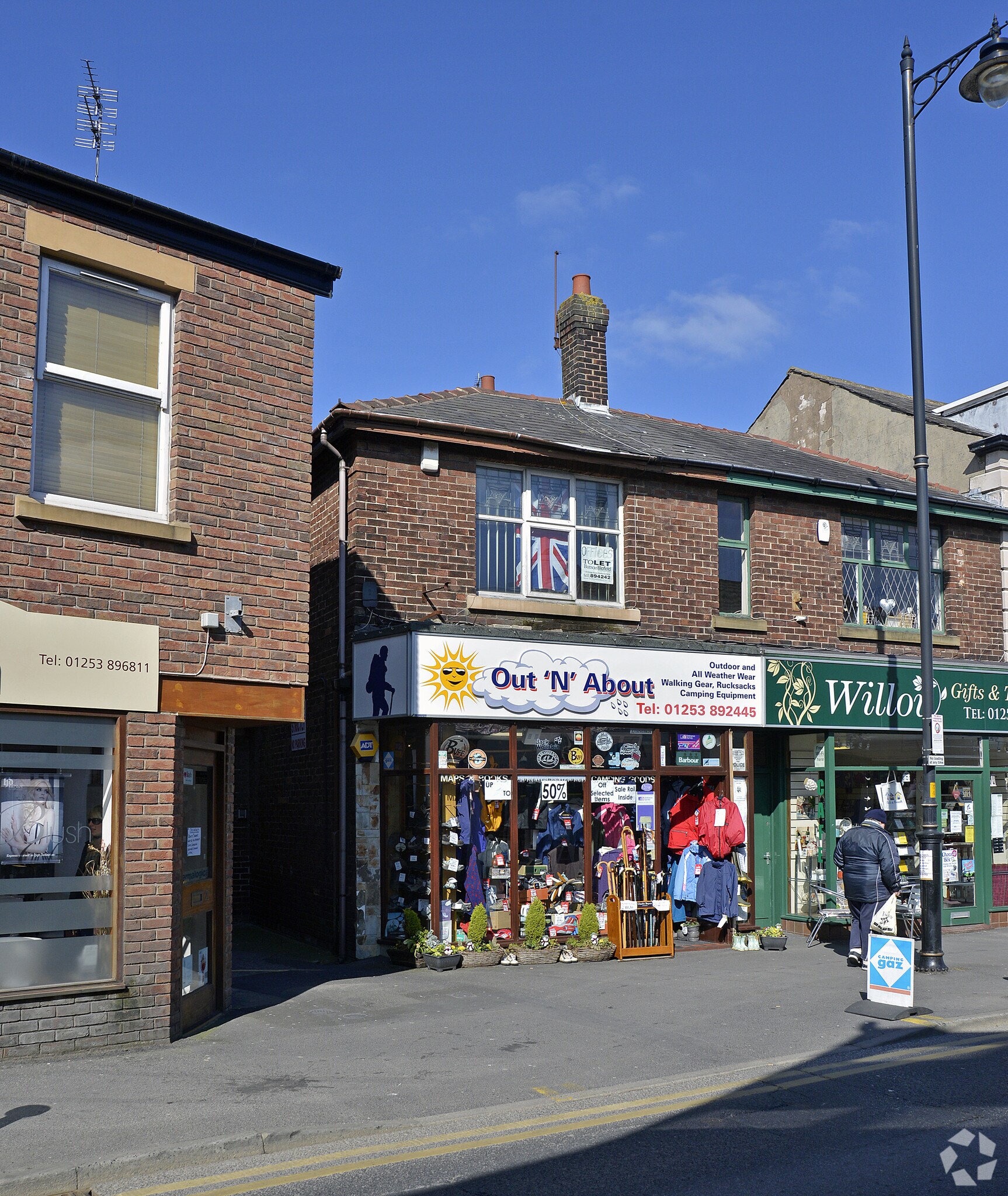 25 Breck Rd, Poulton Le Fylde for sale Primary Photo- Image 1 of 1