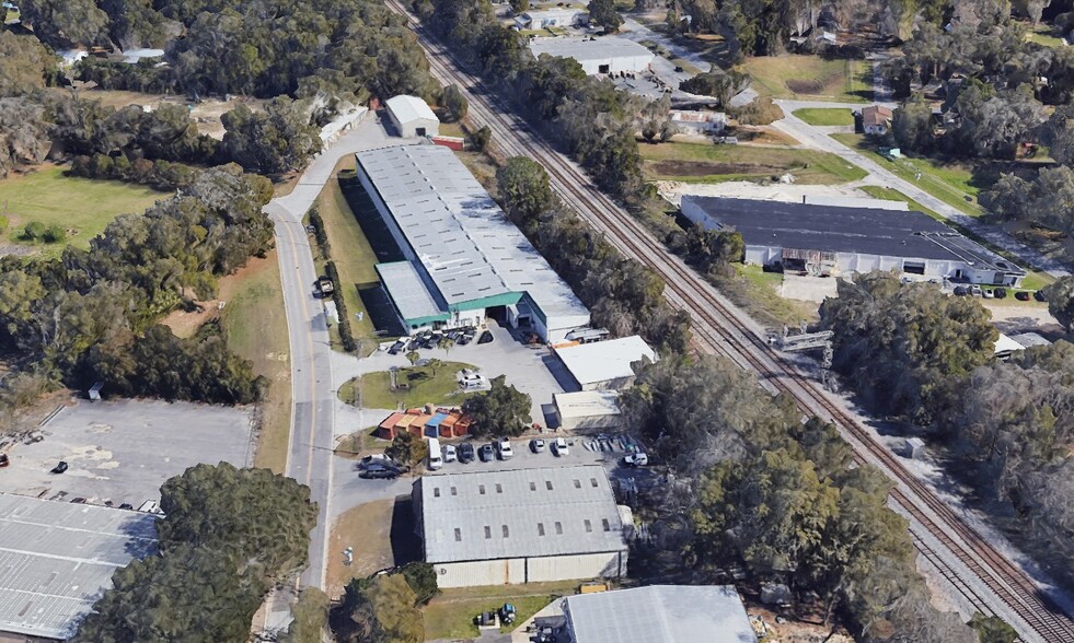 1056 NE 16th St, Ocala, FL for sale - Building Photo - Image 1 of 7