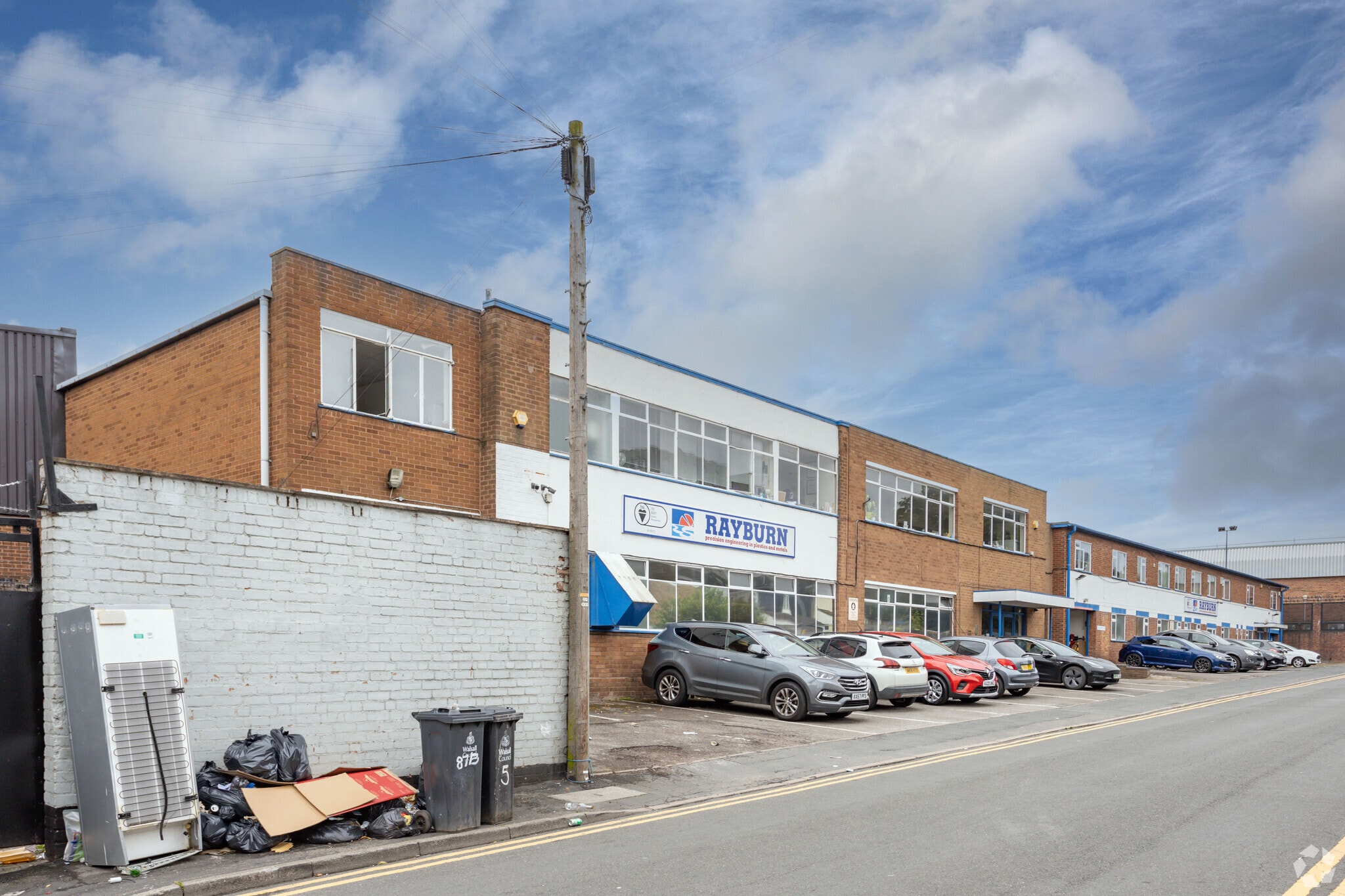 12 Long Acre St, Walsall to rent Building Photo- Image 1 of 4