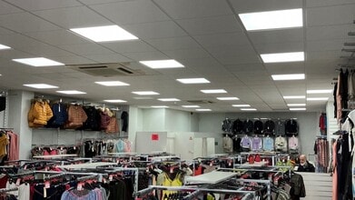 195 High St, Blackwood to rent Interior Photo- Image 1 of 1