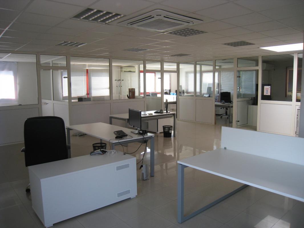 Office in Aubagne to rent Building Photo- Image 1 of 8