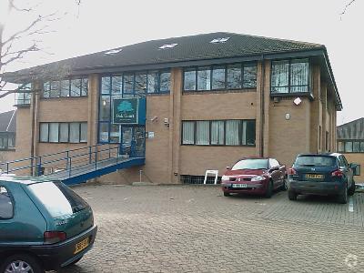 14 Sandridge Park, St Albans to rent - Building Photo - Image 2 of 4