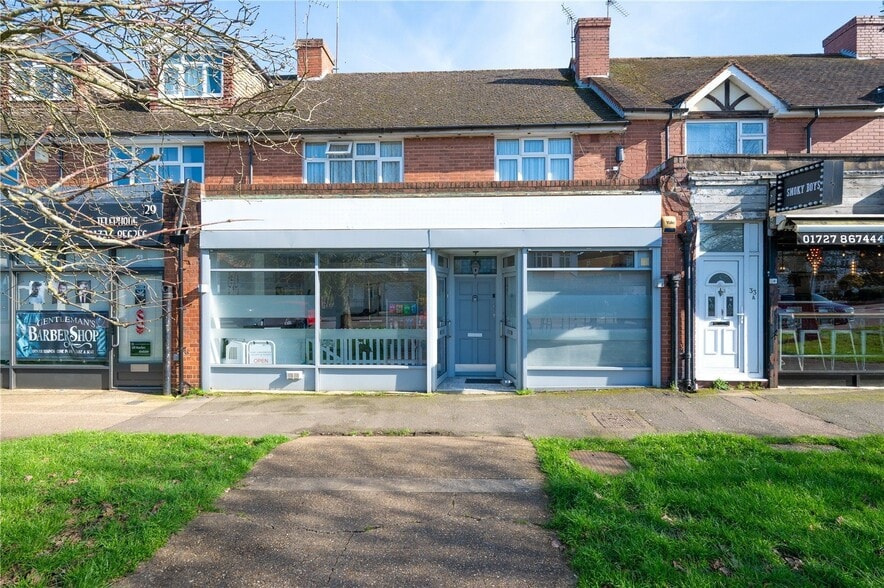 31 Vesta Ave, St Albans for sale - Building Photo - Image 1 of 18