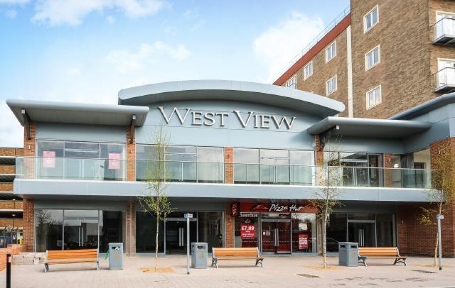 Market St, Bracknell for sale Primary Photo- Image 1 of 1