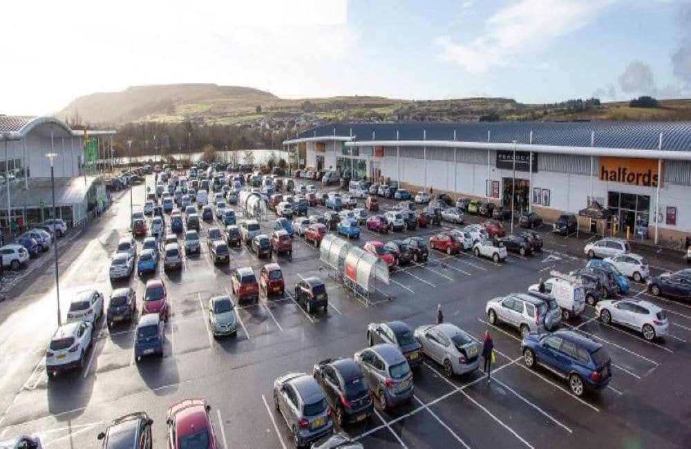 Units 1-7 Lakeside Retail Park, Ebbw Vale to rent Building Photo- Image 1 of 2
