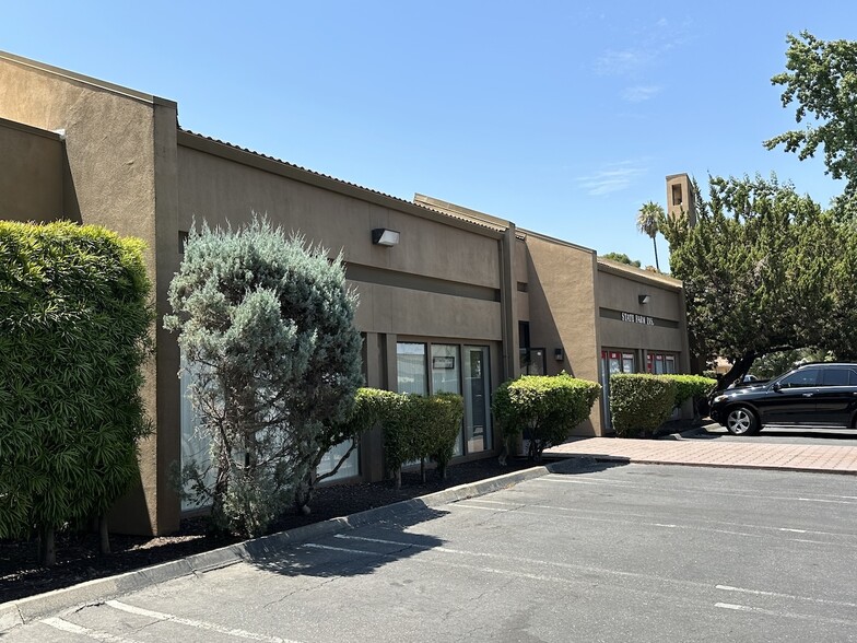 1600 Sunrise Ave, Modesto, CA for rent - Building Photo - Image 2 of 12