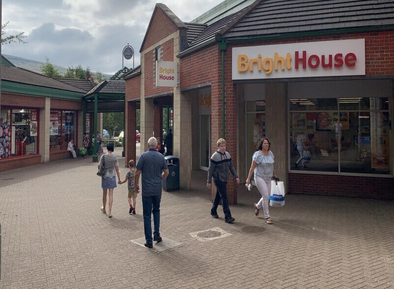 The Walk, Ebbw Vale for sale - Primary Photo - Image 1 of 1