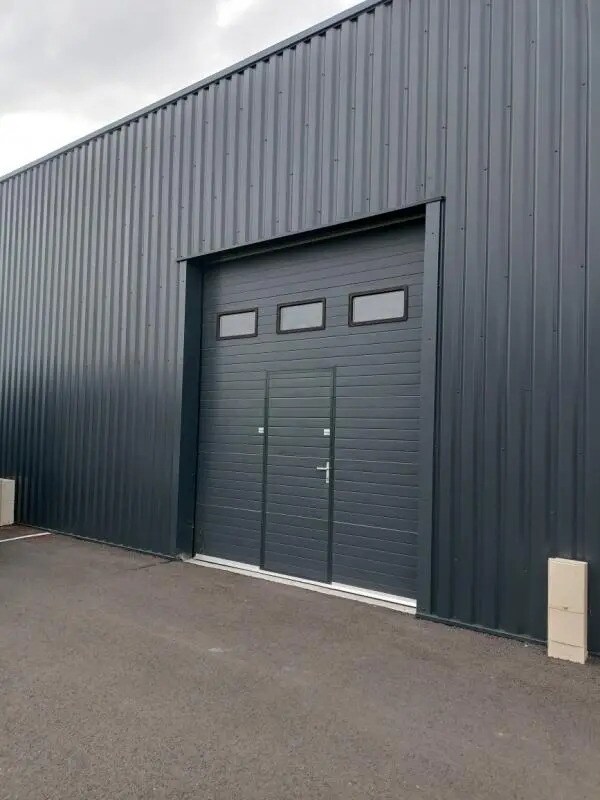 Vente Local d'activités 150 m² - Photo 1