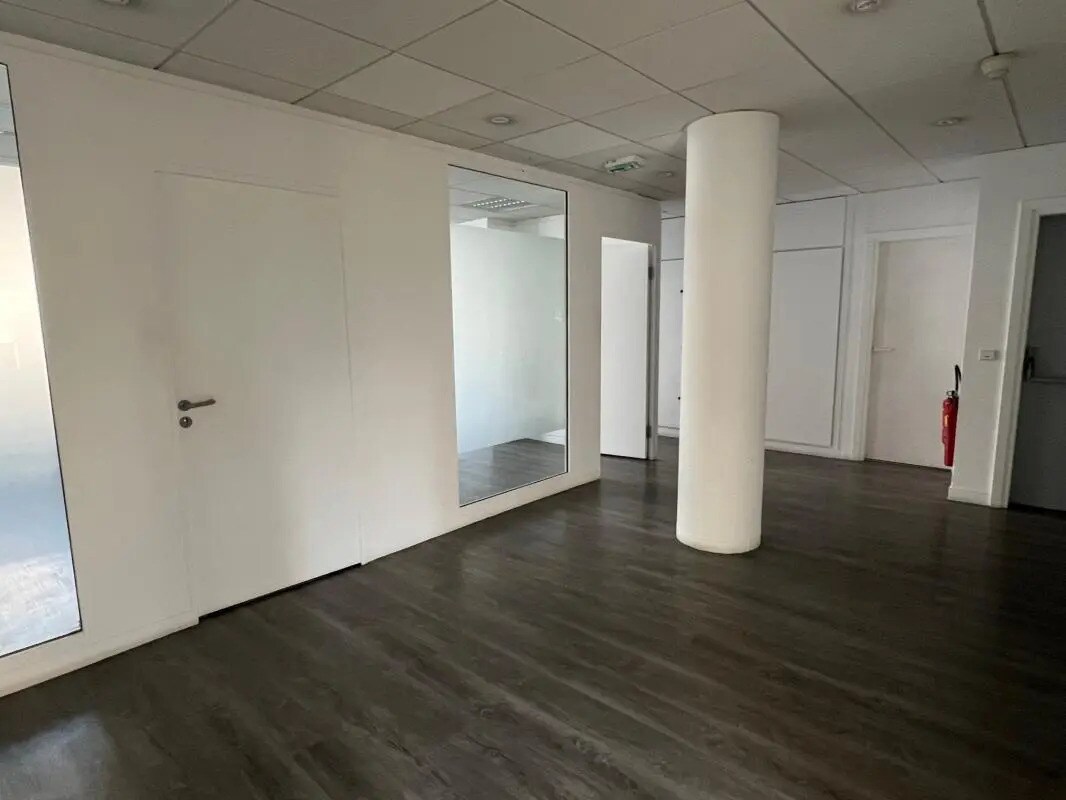 92 Rue Edouard Vaillant, Levallois-Perret to rent Building Photo- Image 1 of 4