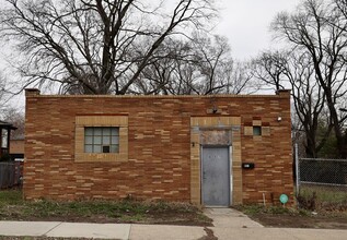 807 Brooklyn Ave, Kansas City, MO for sale Primary Photo- Image 1 of 2