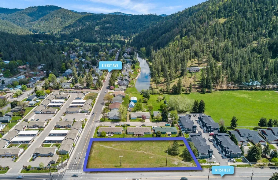 SEC 15th, Coeur d'Alene, ID for rent - Aerial - Image 3 of 6