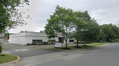 105 Remington Blvd, Ronkonkoma, NY to rent Building Photo- Image 1 of 7