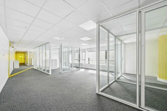 69 Rue D'Aguesseau, Boulogne-Billancourt for sale Interior Photo- Image 1 of 5