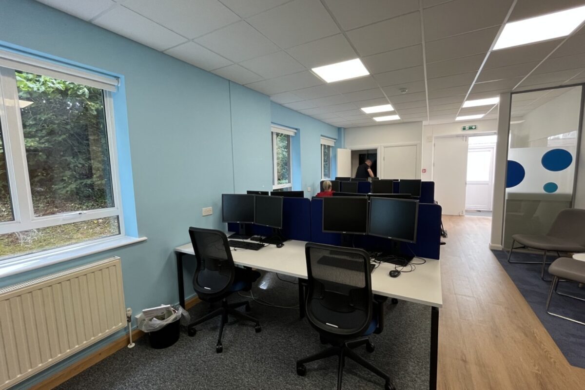 Pynes Hl, Exeter to rent Interior Photo- Image 1 of 5