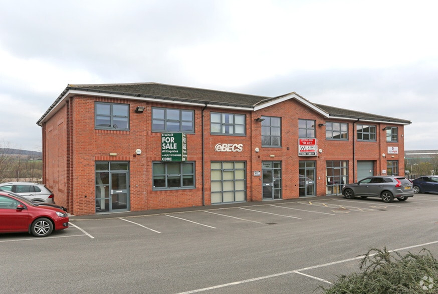 Beresford Way, Chesterfield to rent - Building Photo - Image 3 of 7