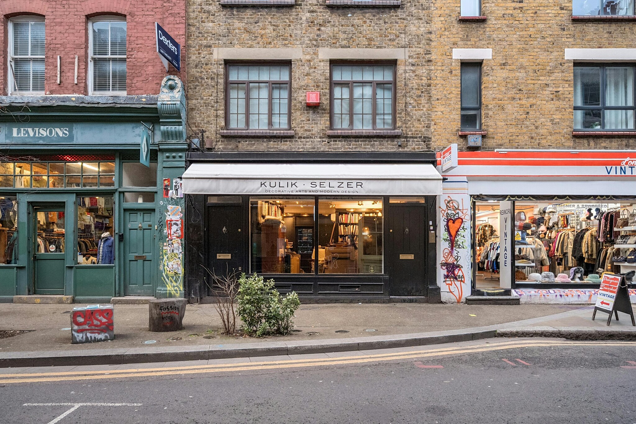 3 Cheshire St, London to rent Primary Photo- Image 1 of 8