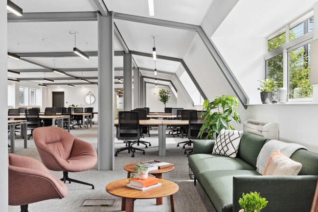 More details for 22-24 Glenthorne Rd, London - Office to Rent