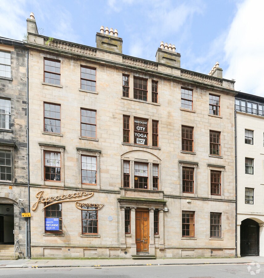 4953 Virginia St, Glasgow G1 1TS