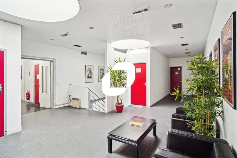 Office in Chilly Mazarin to rent - Interior Photo - Image 3 of 19