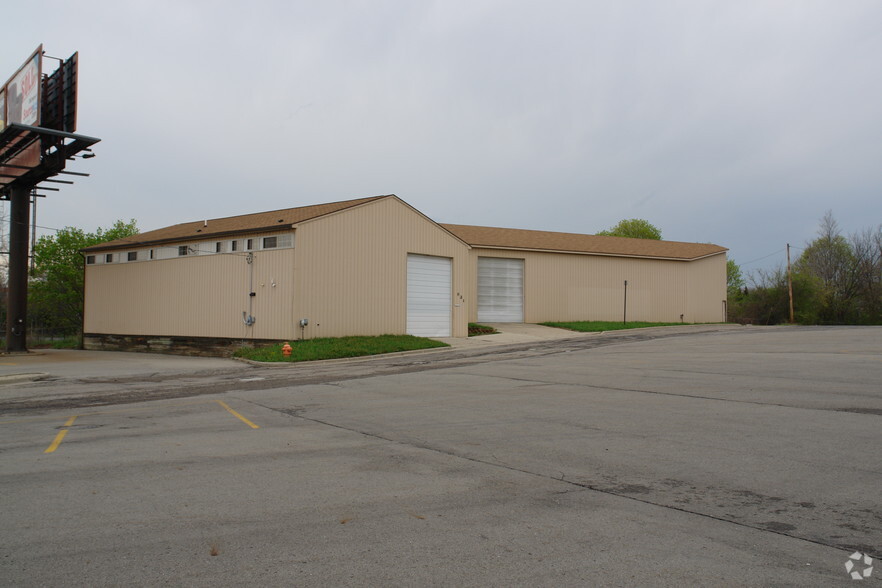 931 N Clippert St, Lansing, MI for rent - Building Photo - Image 1 of 4