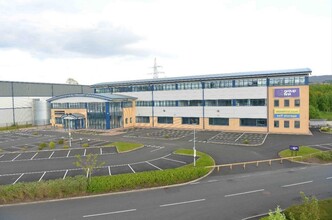 Mead Way, Padiham for rent Building Photo- Image 1 of 3