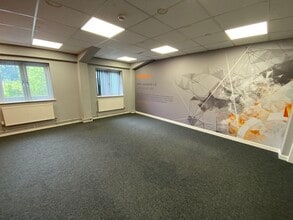 Dudley Rd, Halesowen to rent Interior Photo- Image 1 of 8