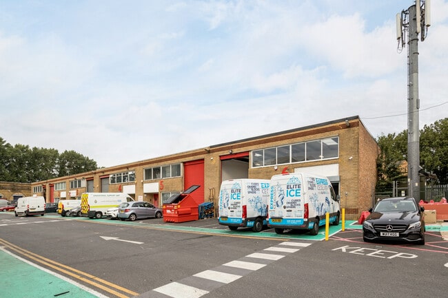 More details for Blackhorse Rd, London - Industrial to Rent