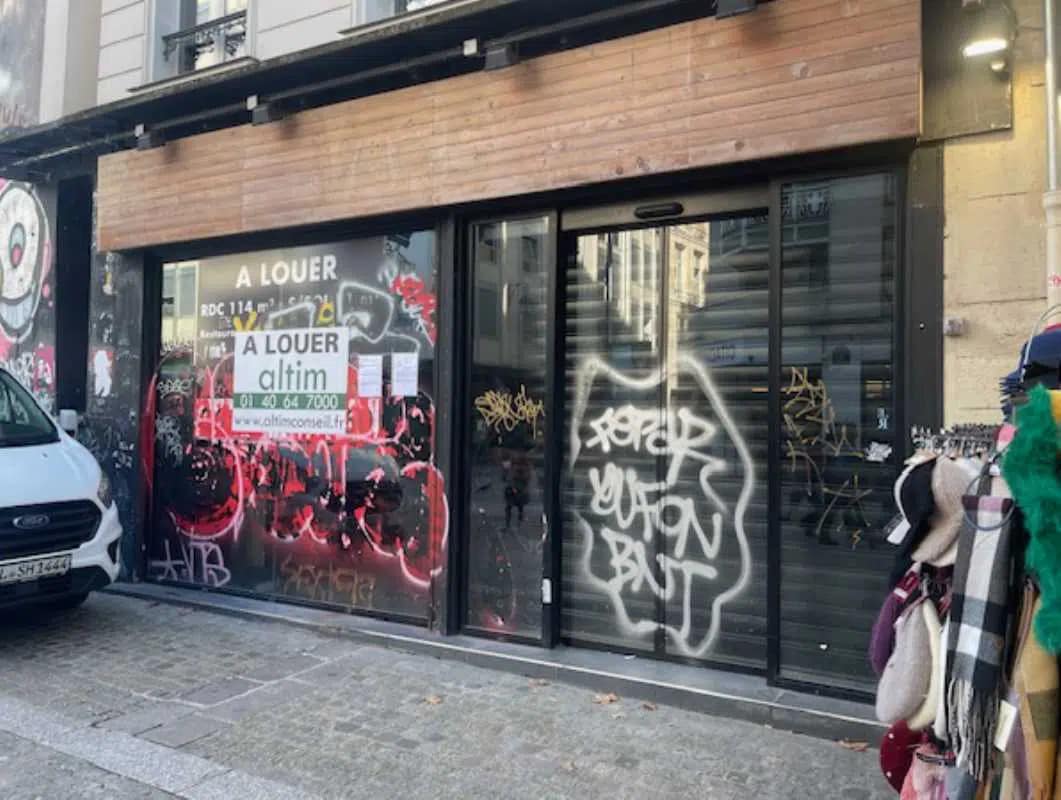 Retail in Paris to rent Building Photo- Image 1 of 19