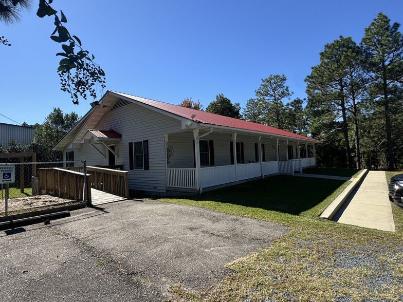 3571 Carthage Rd, West End, NC for rent - Primary Photo - Image 1 of 10