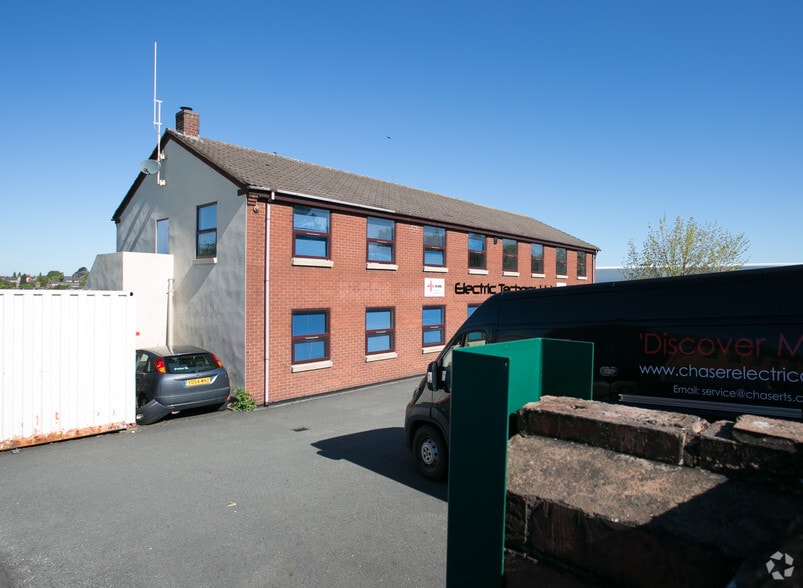 Ninian Way, Tamworth for sale - Building Photo - Image 2 of 2