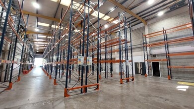 12-16 Tattersall Way, Chelmsford to rent Interior Photo- Image 1 of 3