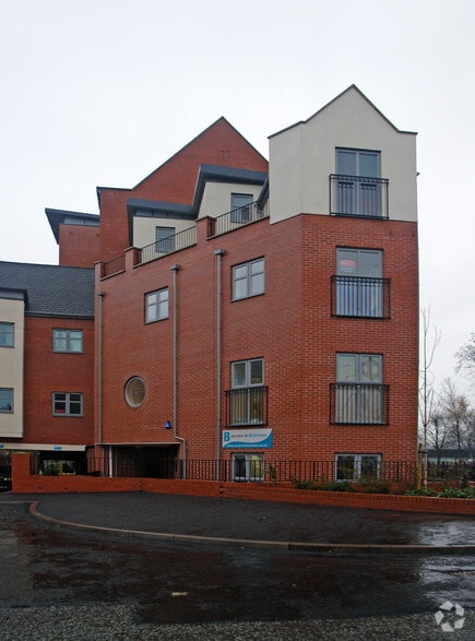 Tempest St, Wolverhampton to rent - Building Photo - Image 1 of 13