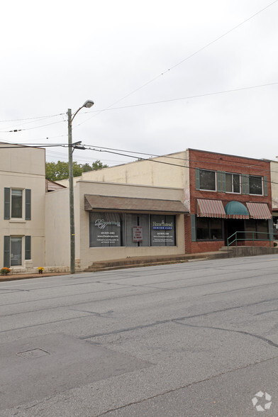 114 N Main St, Goodlettsville, TN for rent - Primary Photo - Image 1 of 2