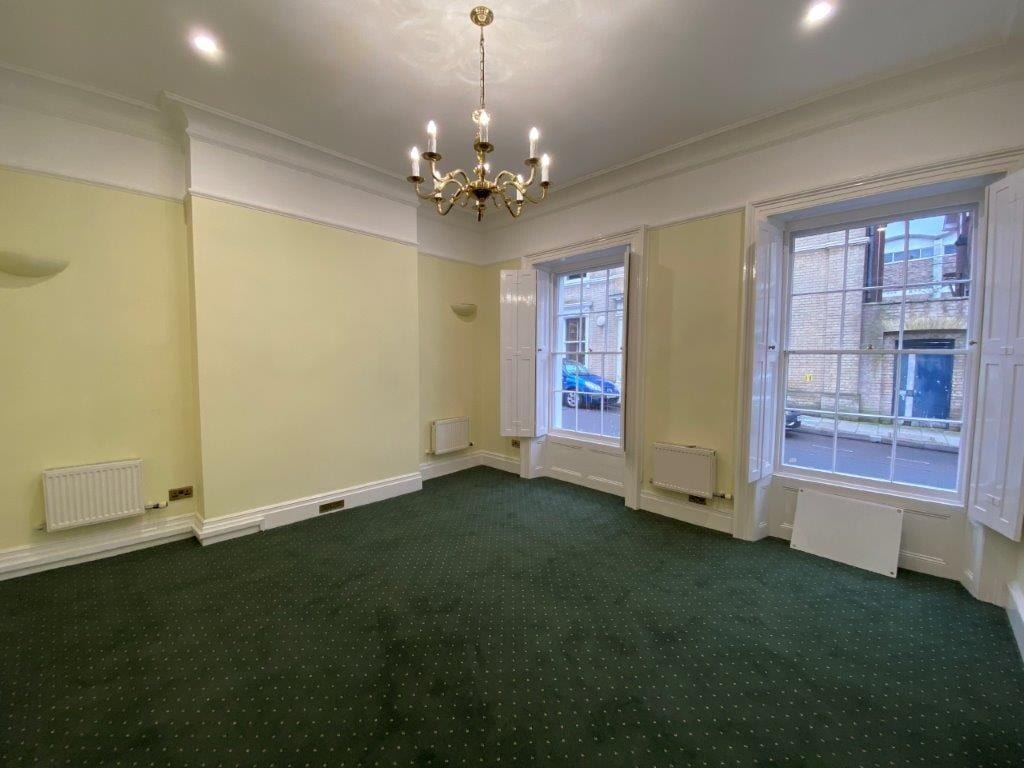 14 Museum St, Ipswich to rent Interior Photo- Image 1 of 3