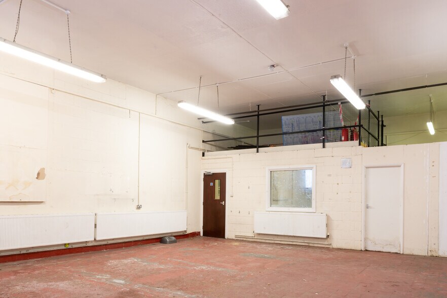 Teviot St, London for sale - Interior Photo - Image 1 of 1
