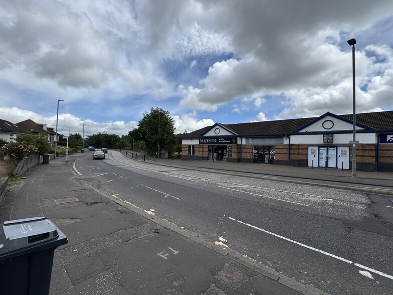190 Milngavie Rd, Bearsden to rent - Building Photo - Image 3 of 9