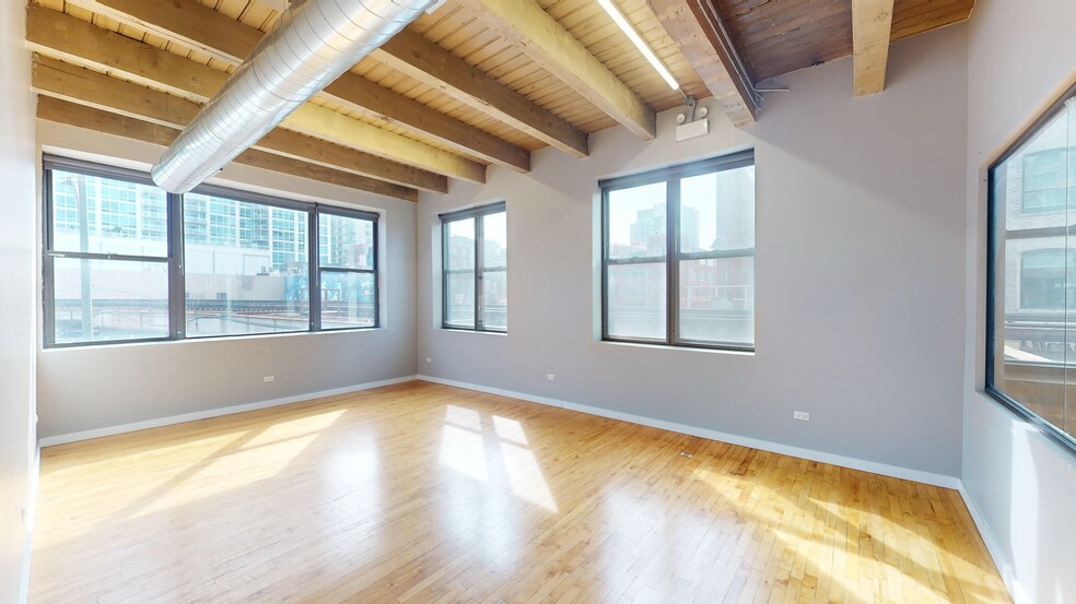 314 W Institute Pl, Chicago, IL for rent - Interior Photo - Image 3 of 19