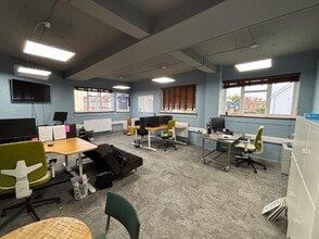 35A Vale Rd, Hove to rent Interior Photo- Image 1 of 3